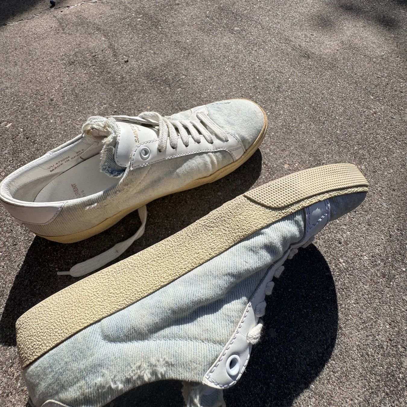 Saint Laurent Scarpe da donna: Yves Saint Laurent white light sneakers – Usato da St. Gallen venduto da sourced_limited 2