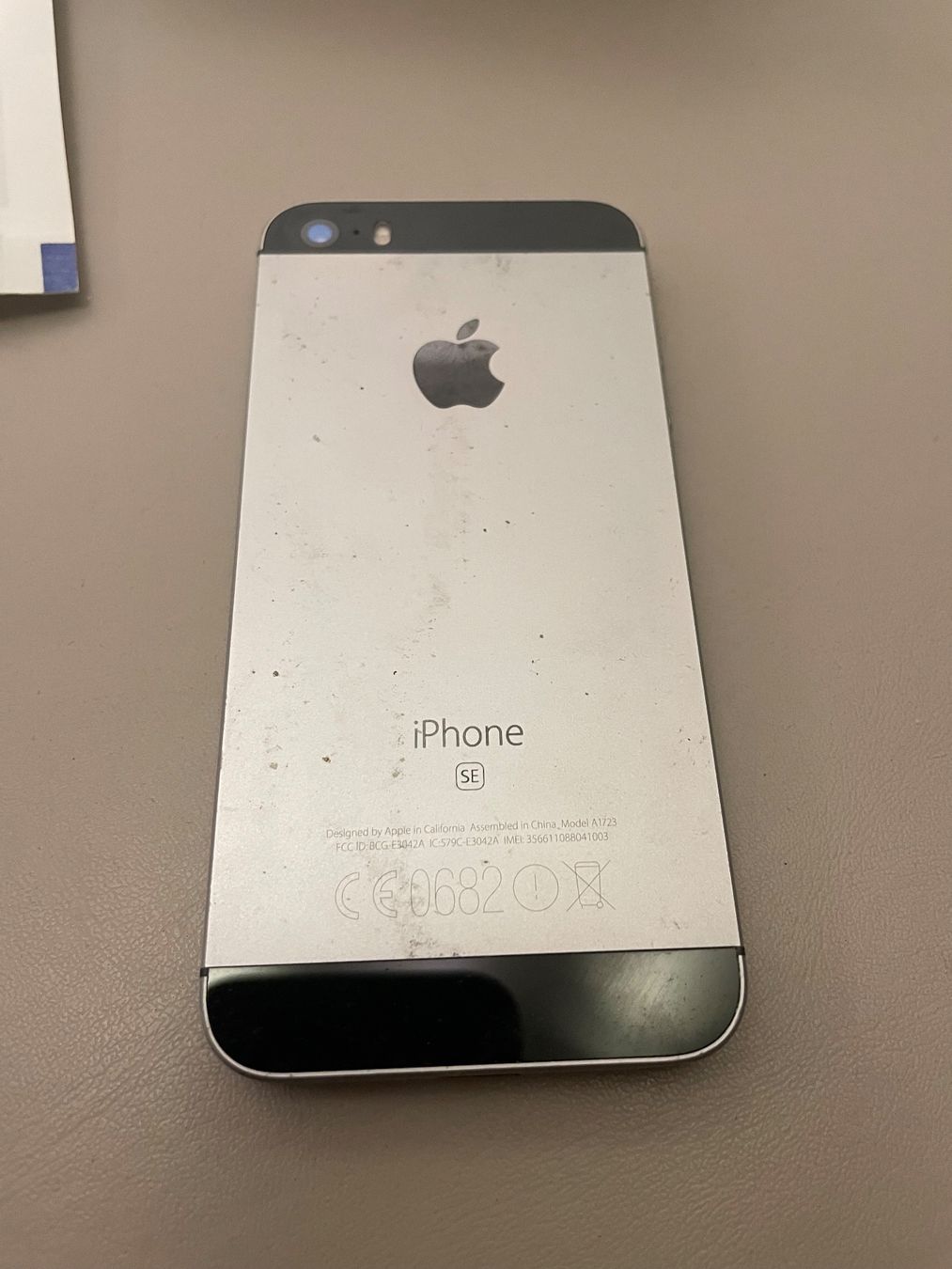 Apple Telefoni cellulari / Smartphones: iPhone SE – Difettoso da Adliswil venduto da Busys 1