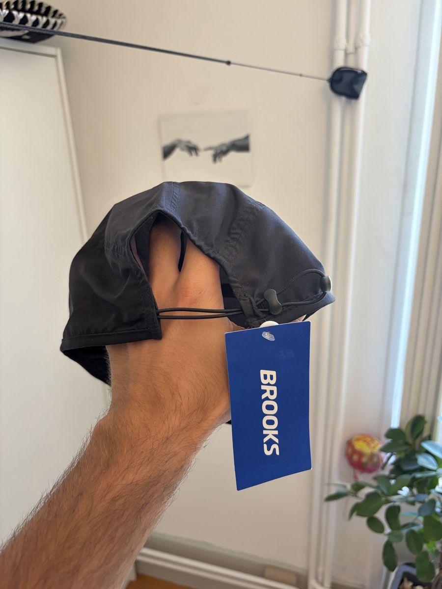 Hüte, Mützen & Caps: Casquette de course Brooks – Neu und originalverpackt aus L’Isle von MaxCurrat 2