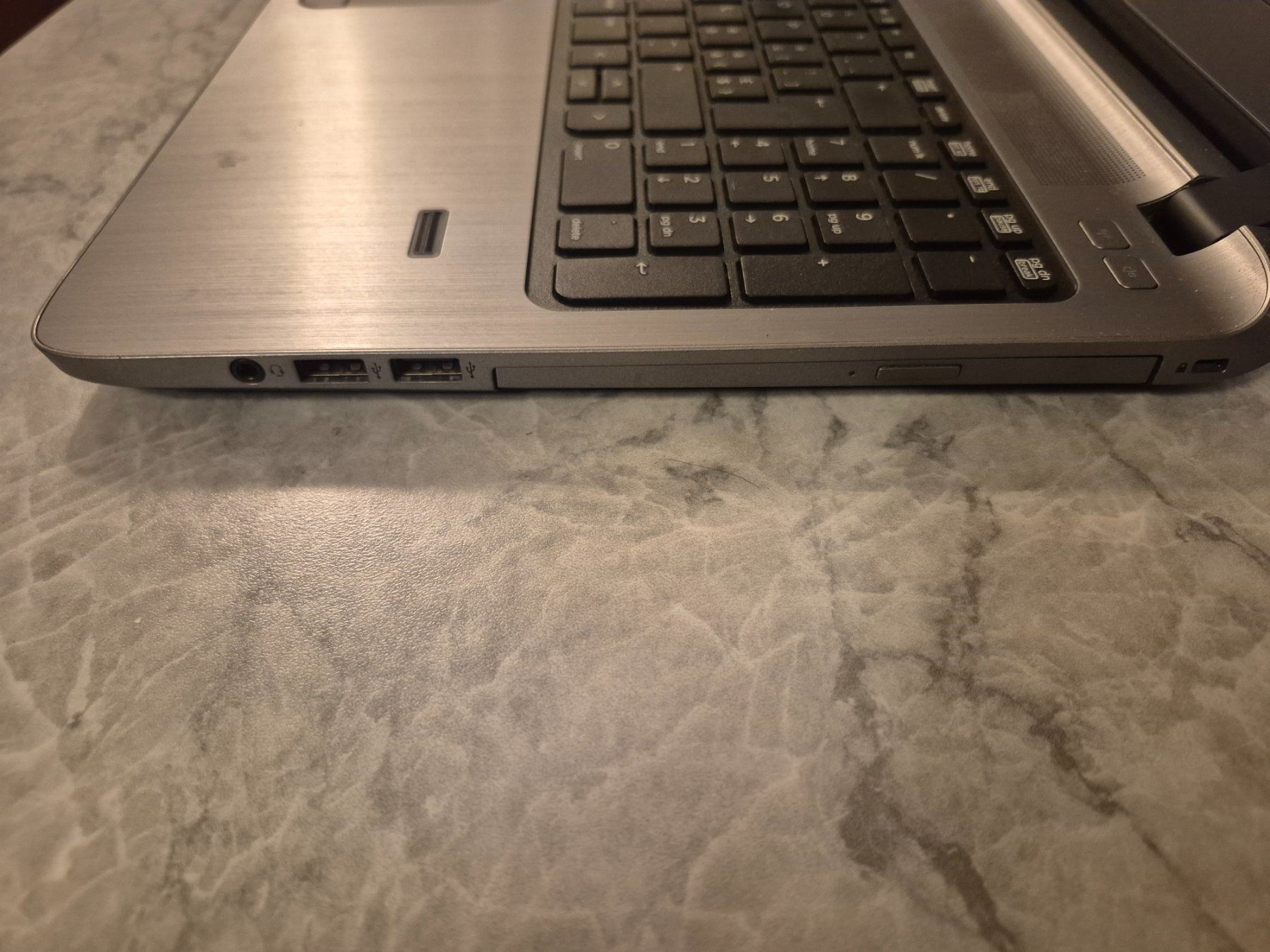 Hewlett Packard Notebooks: HP ProBook 450 G2 (Linux Mint installiert) – Gebraucht aus Tägerwilen von tur_wx6x 1