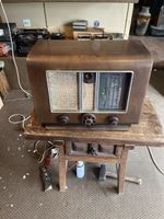 Minerva Radio Röhrengerät Holzgehäuse gebrauchter Zustand