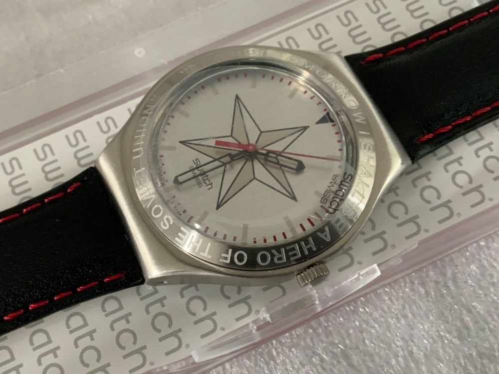 Swatch Montres: Swatch James Bond GENERAL ORLOV / OCTOPUSSY - ungetragen – Neuf avec emballage d'origine à Wettswil par rotonda 9