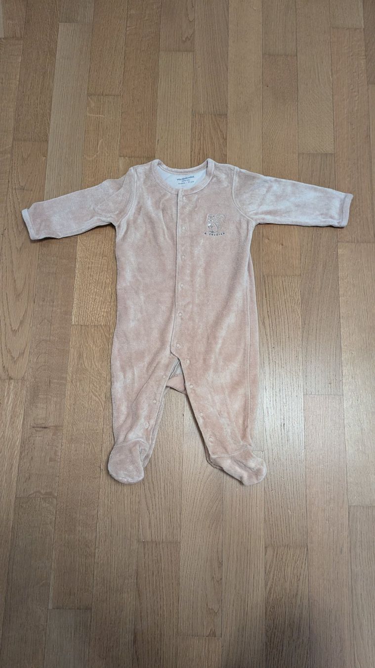 Pigiama & Simili: 2 schöne Strampler aus Samt, Beige, 7-9 Mt.👶 – Usato da Emmen venduto da Mwassuup 2