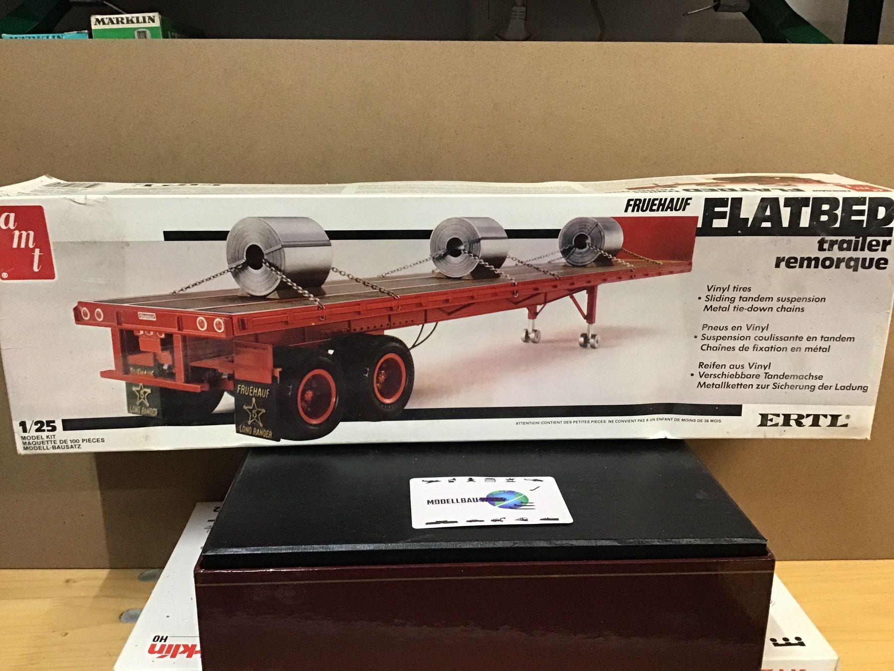 Modellbausätze & Standmodelle: ERLT Sattelzug Flatbed Trailer 1:25 Bausatz OVP – Neu (gemäss Beschreibung) aus Männedorf von Modellbau-wyss