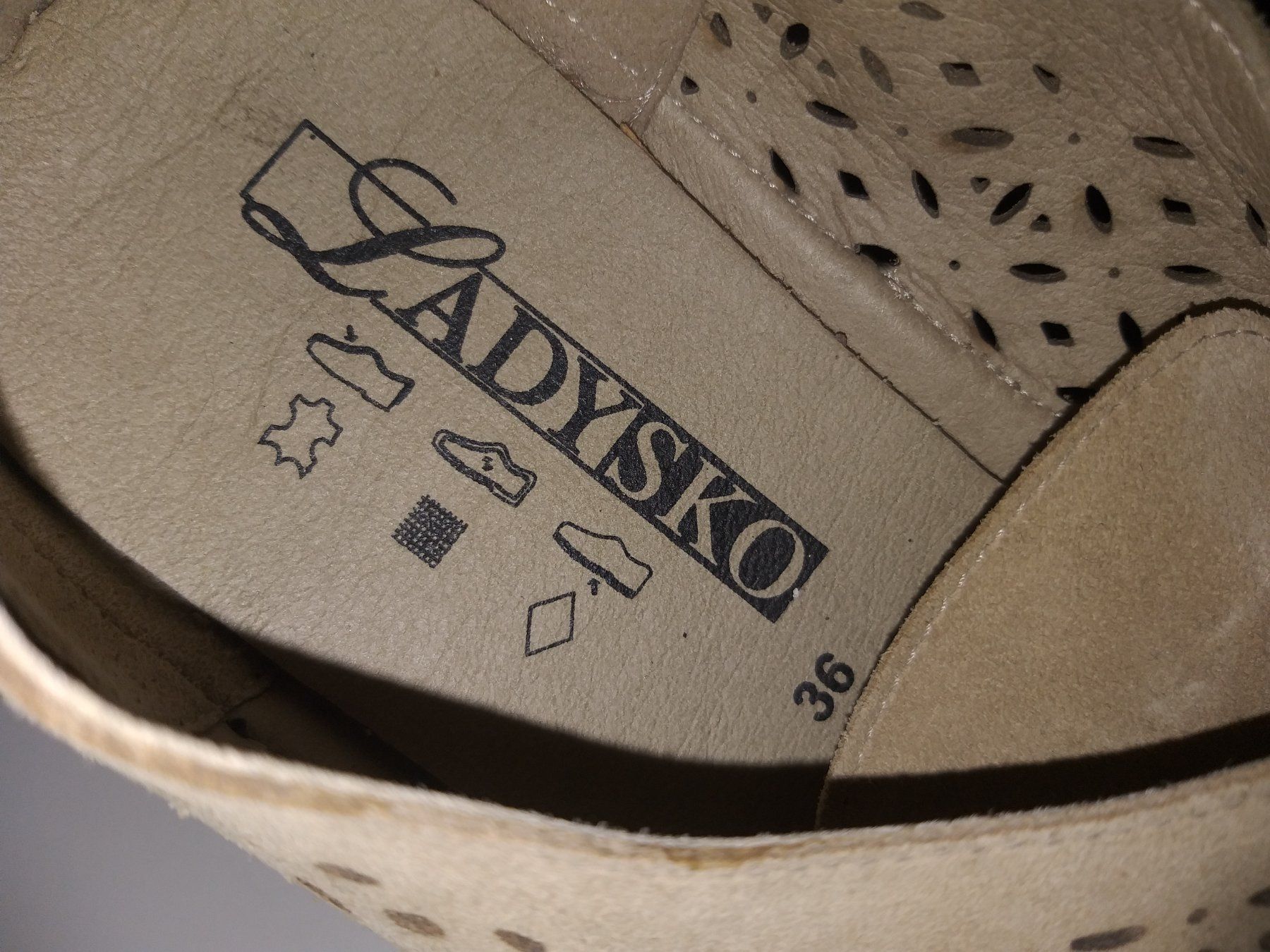Scarpe da donna: LADYSKO  Chaussures / Schuhe  Pointure / Nummer 36 – Usato da Cossonay-ville venduto da Super-Price-Quality 7