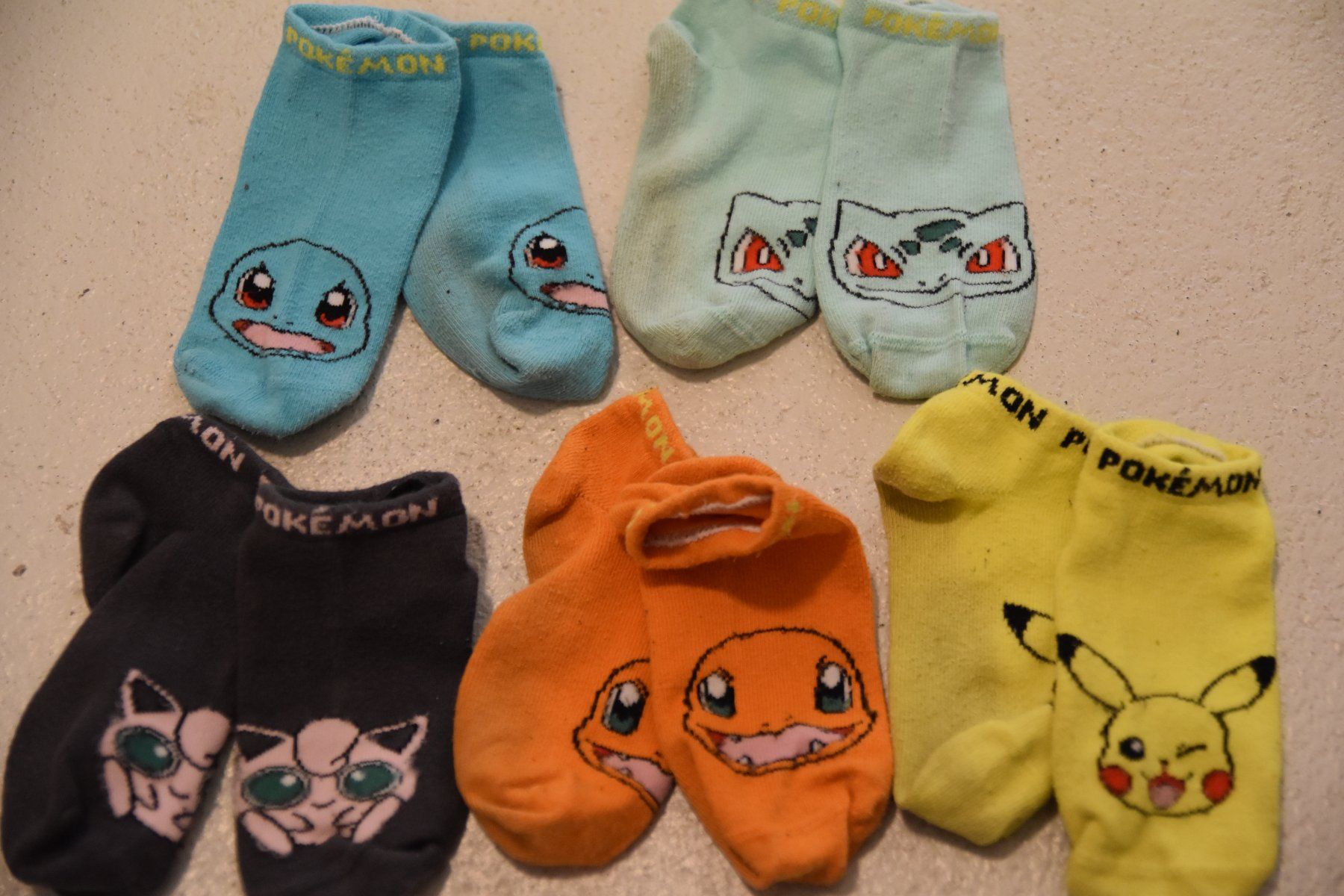Calze per bambini: kurze Socken Pokemon Gr. 27 - 30 – Usato da Brittnau venduto da Norge77