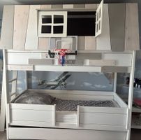 Kinderhochbett für 2-3 Schlafmöglichkeiten