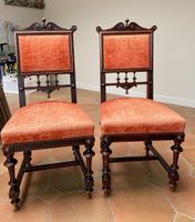 Lot de deux chaises, style Néo-Renaissance