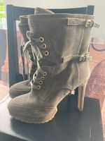 Luxuriöse warme Wildleder Stiefeletten BOSS Gr.40 - wie neu