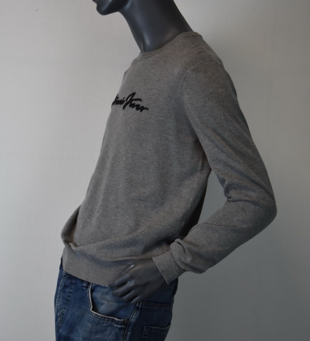 Armani Maglioni & Felpe: Armani Jeans Pullover Herren AJ Pullrunder / grau/Gr.S-M – Usato da Wohlenschwil venduto da ABC-Vintage 1