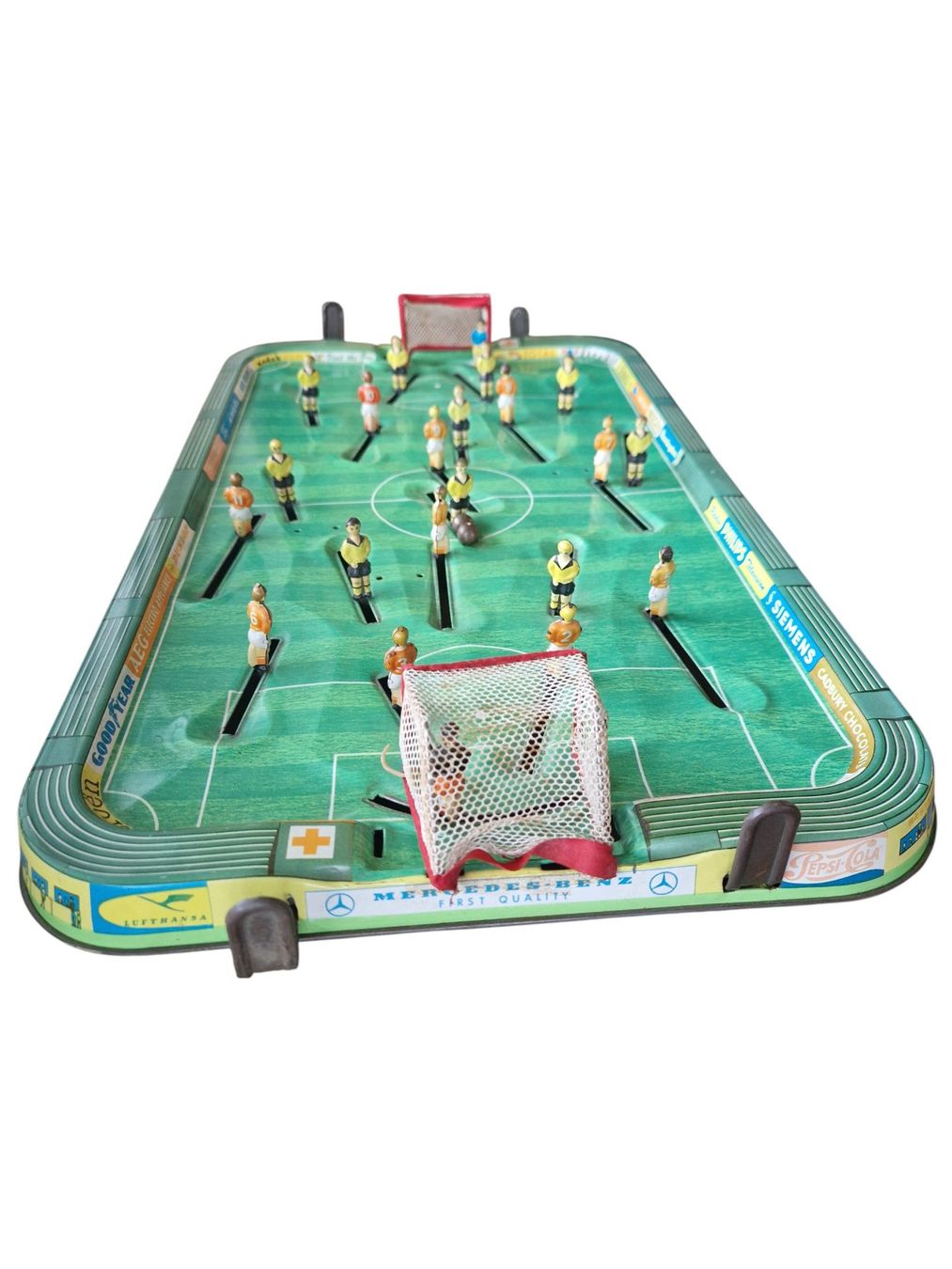 Giocattoli: antikes Tischfussball Blech – Usato da Mörschwil venduto da antiksalon21 8