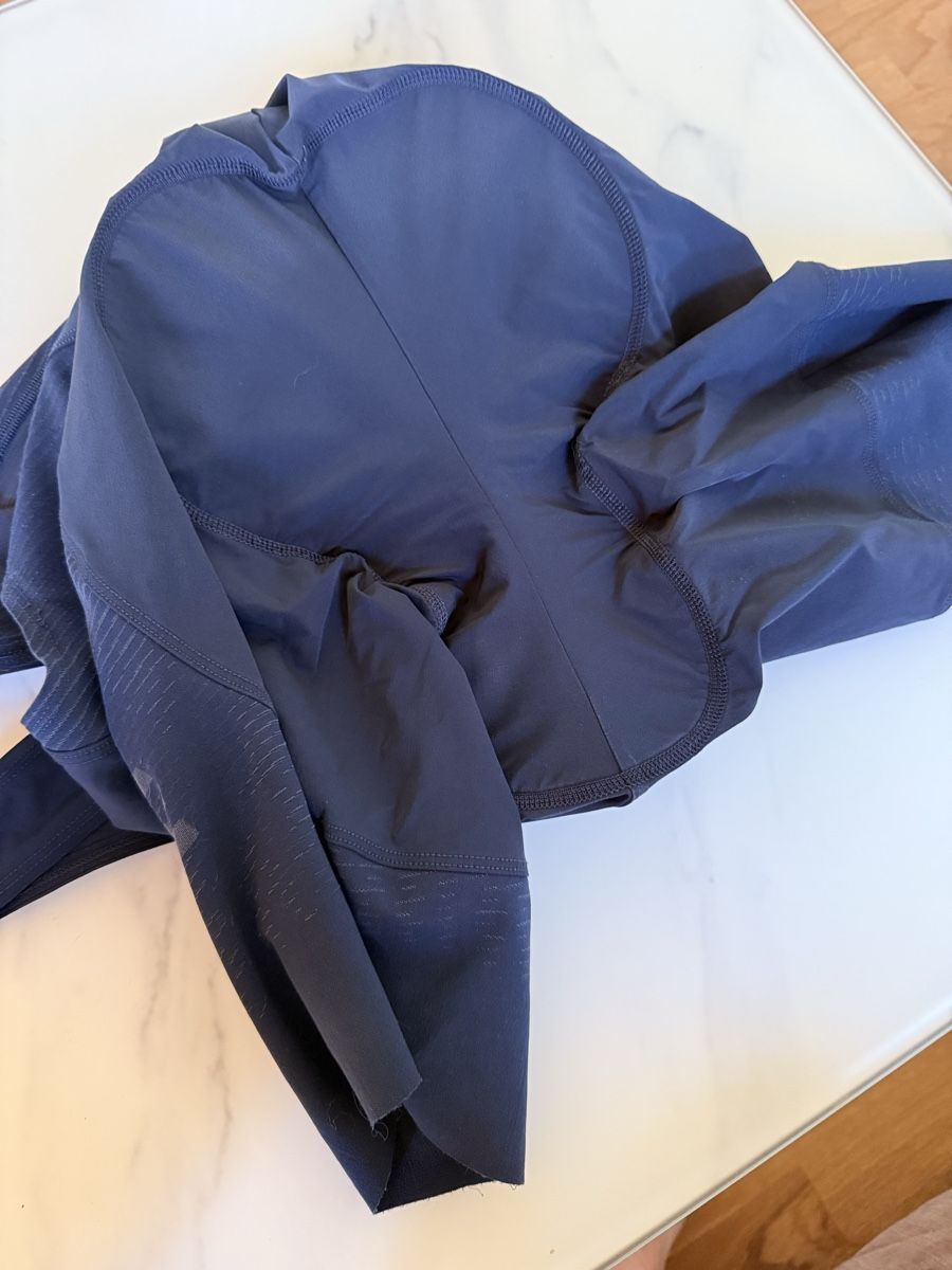 Rapha Hosen: Cuissard Rapha Pro Team Endommagé – Defekt aus Sugiez von Mlle_Bakets 6
