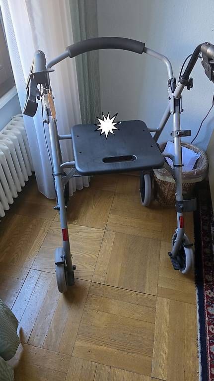 Ausili per la deambulazione: Déambulateur neuf - 4 roues  – Nuovo e nell'imballaggio originale da Compesières venduto da mlle_steph