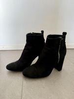 Stieflette Massimo Dutti schwarz