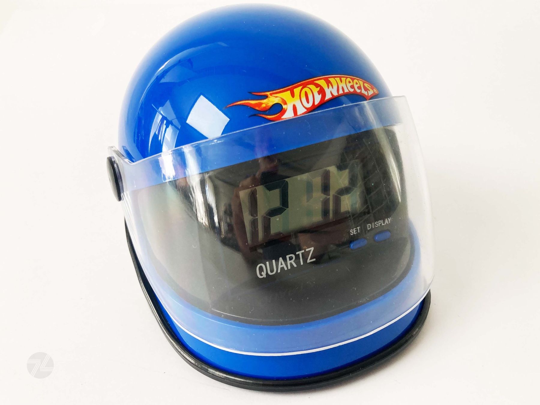 Hot Wheels Voitures modèles: Hot Wheels Wecker Helm Digital Clock Blau Kunststoff – D'occasion à Wetzikon ZH par cyan74 1