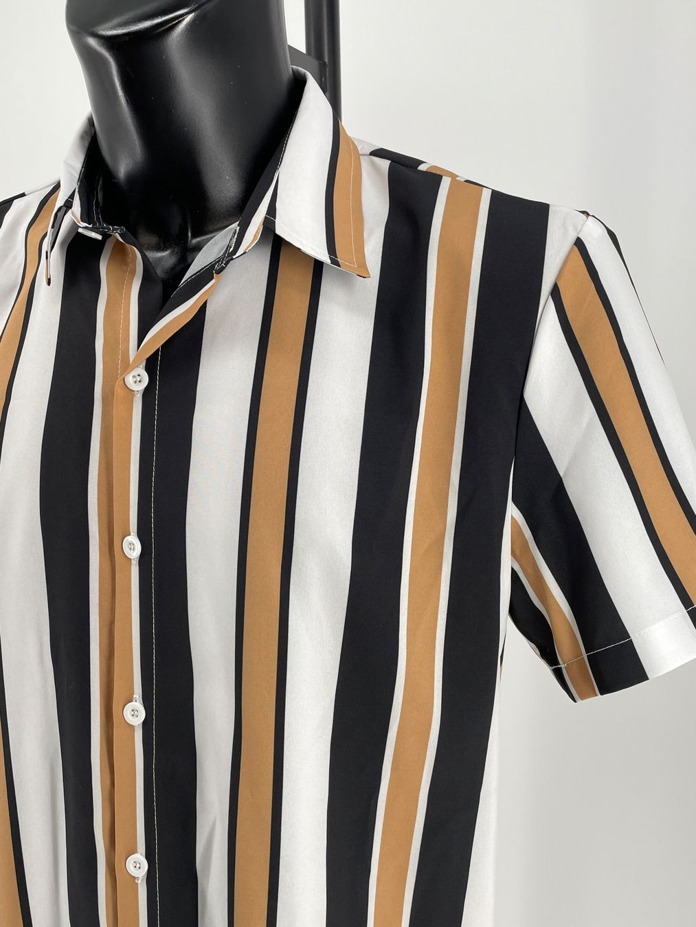 Shein Camicie: Hemd gestreift Gr. L Kurzarm Shein – Usato da Auenstein venduto da moin. 1