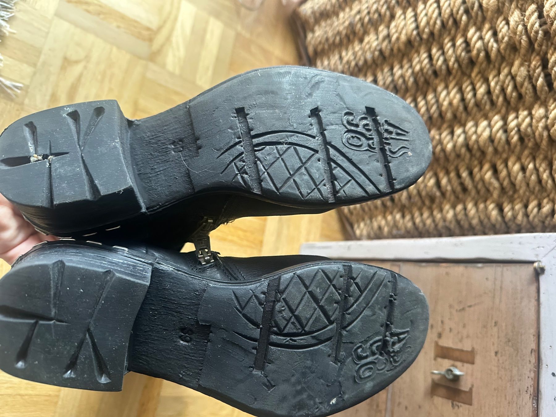 Damenschuhe: Stiefel – Gebraucht aus Oberrieden von yan_kn9m 4