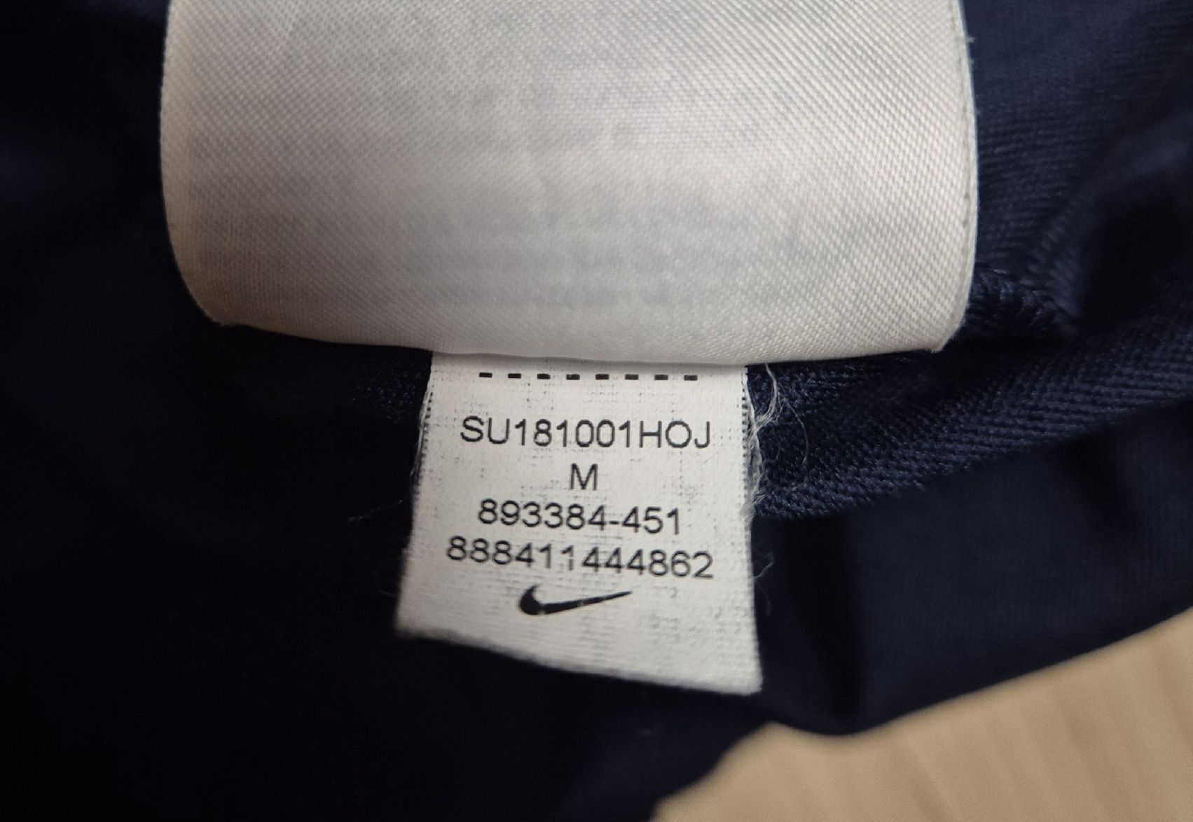 Nike Giacche: Nike 2018 Frankreich Jacke Grösse M – Usato da St. Gallen venduto da CaliSunshine 5