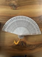 Fächer aus Holz Handarbeit 