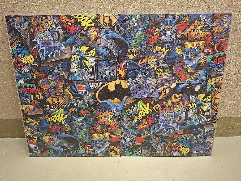 Tableaux: Tableau Batman 1000 pièces puzzle – D'occasion à Chavannes-Renens par Mfora