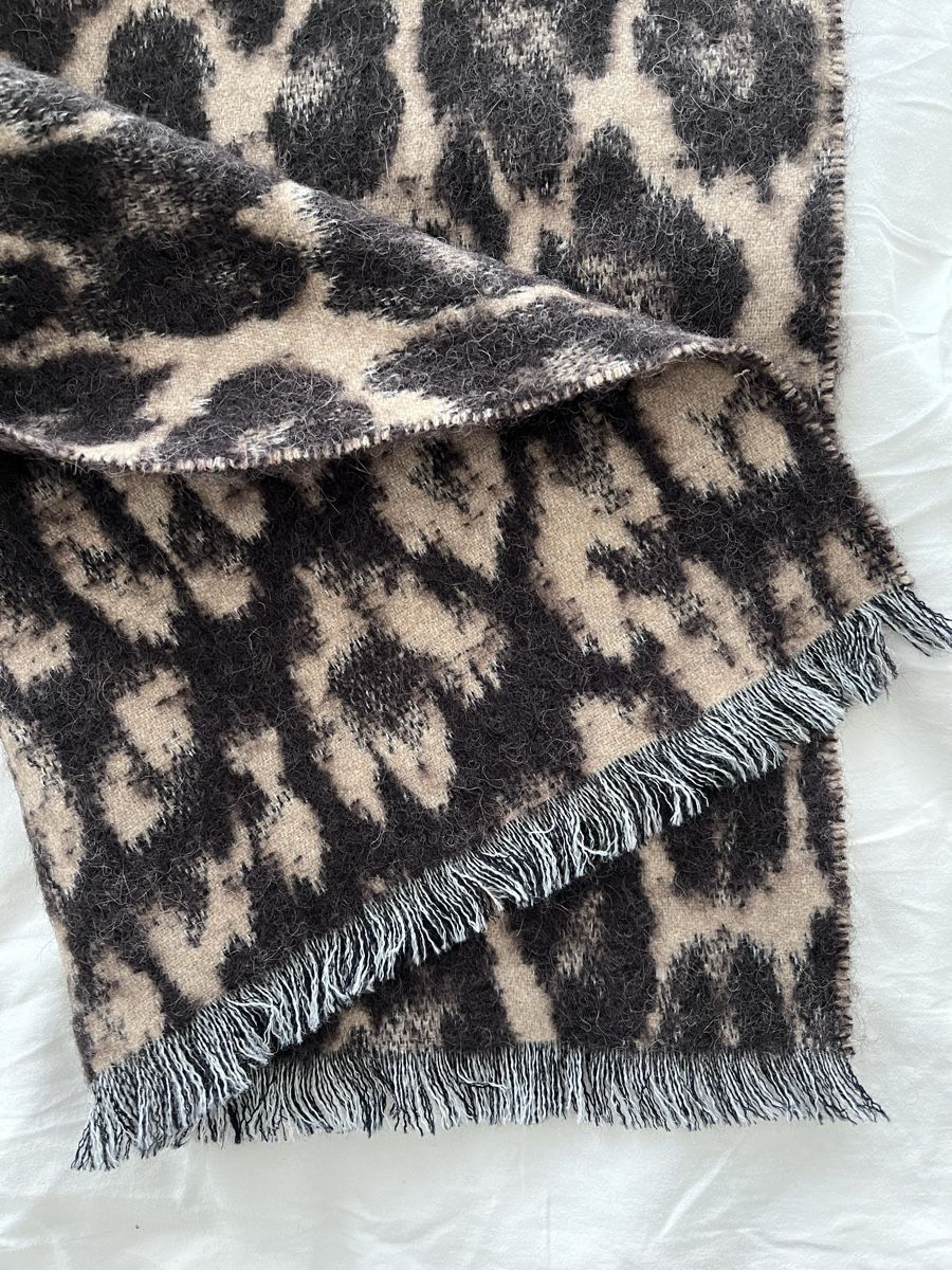 Foulards, Tücher & Schals: Sezane Scarf – Neu (gemäss Beschreibung) aus Sisseln AG von oan_78w7