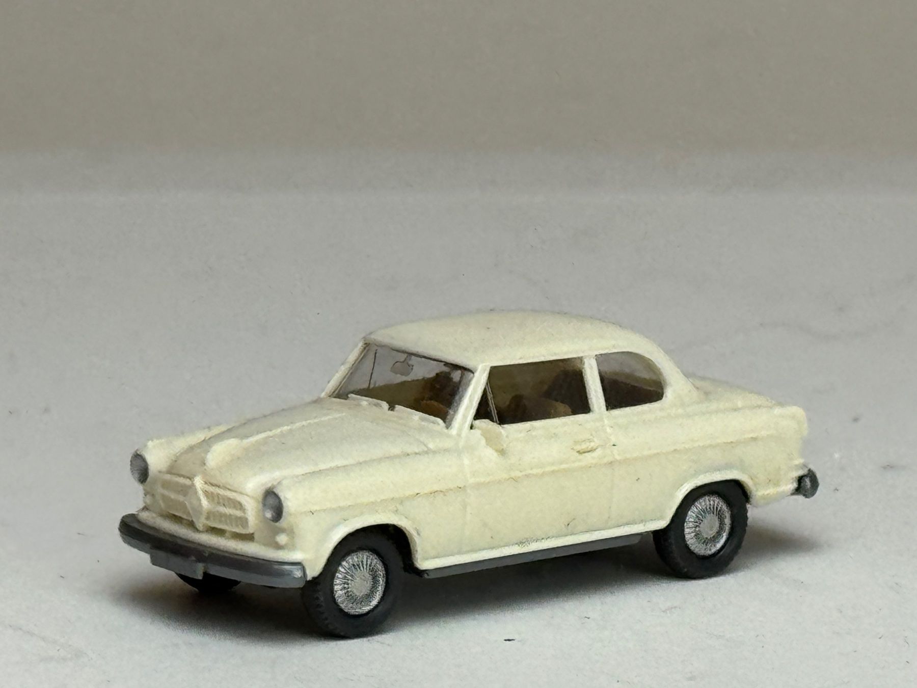 Wiking Modellini d'auto: SG- Wiking Borgward Isabella cremeweiss – Usato da Elm venduto da Wikmtz