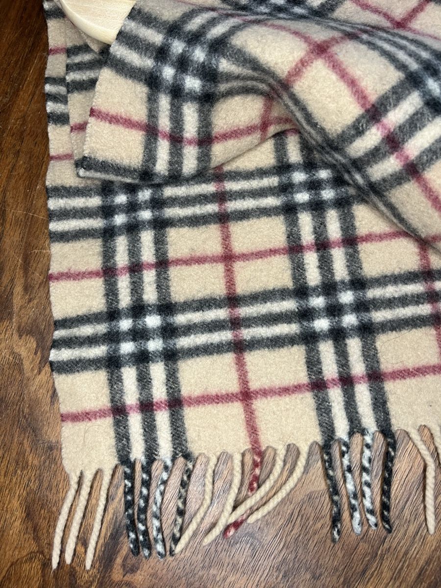 Burberry Foulard & Sciarpe: Burberry Scarf Check Pattern Cashmere Wool Blend Beige – Usato da Lausanne venduto da Danash 4