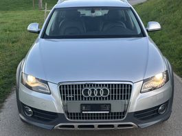 Audi A4 Allroad Kombi silber