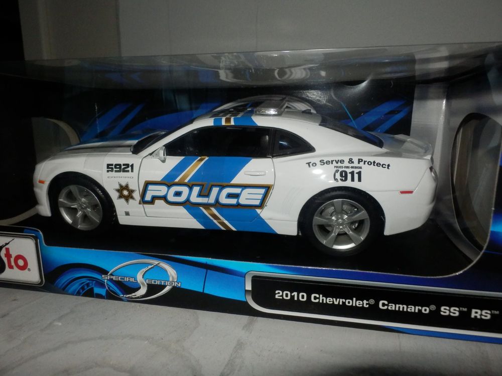 Miniature Chevrolet Camaro SS 1/18 Maisto SS Jaune Avec Bandes Noires