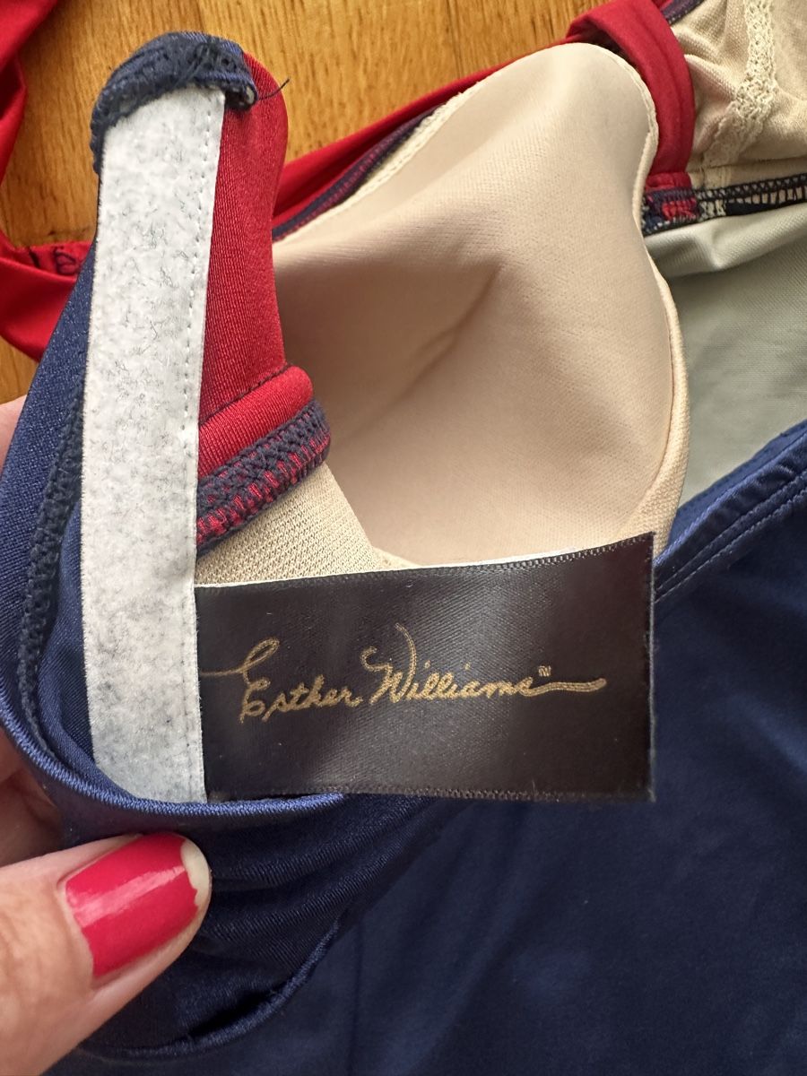 Costumi da bagno & Bikini: Retro Badeanzug Gr. L-XL – Usato da Kriens venduto da Pilatu 3