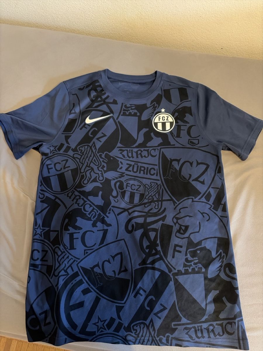 Nike Canottiere & Pantaloni: Fcz Trainingstrikot 2022/23 – Nuovo (secondo la descrizione) da Zürich venduto da Ben1896