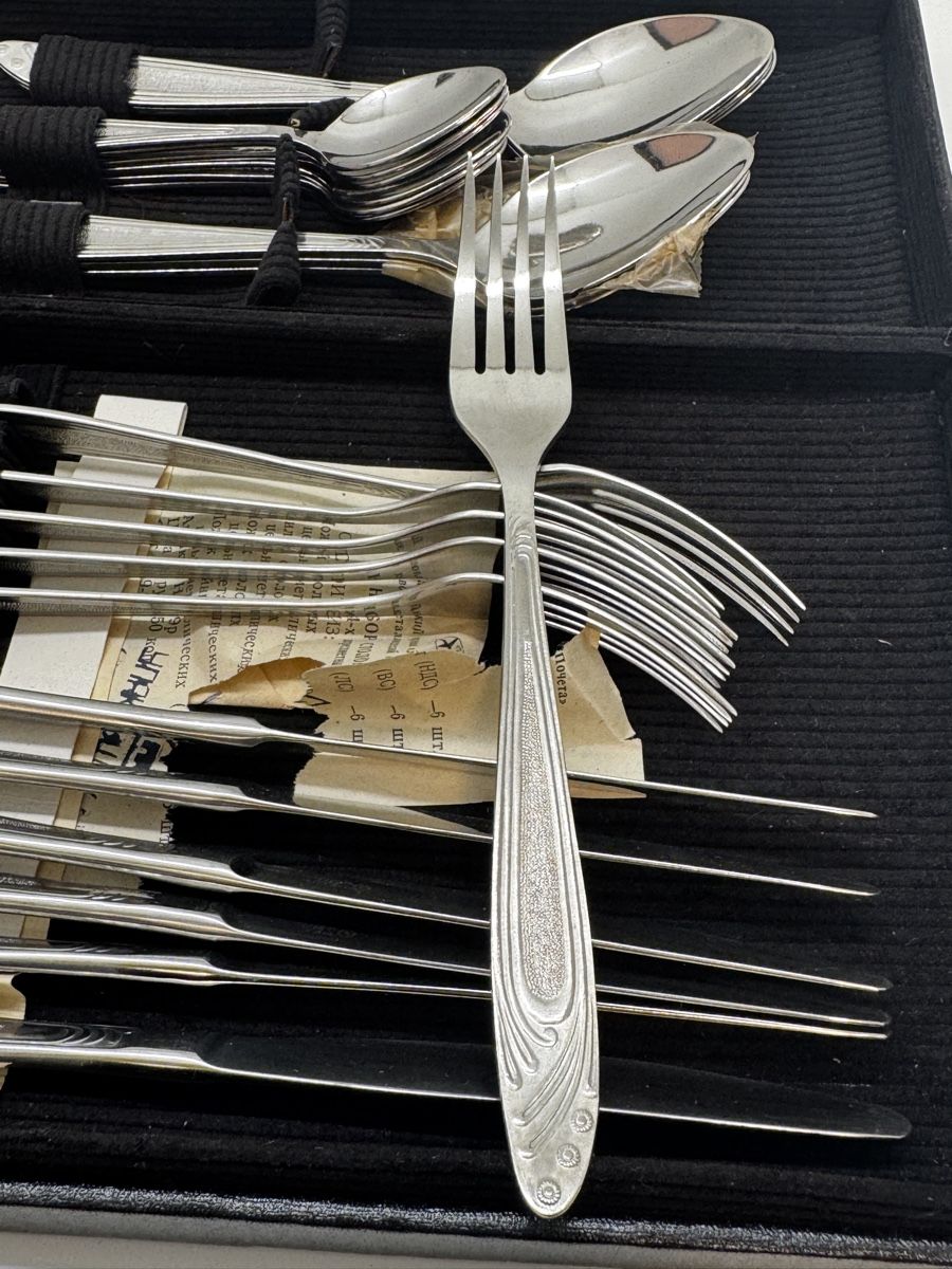 Set di posate: Besteckset rostfrei, Swiss Made, sch – Usato da Schlieren venduto da Eldi84 4