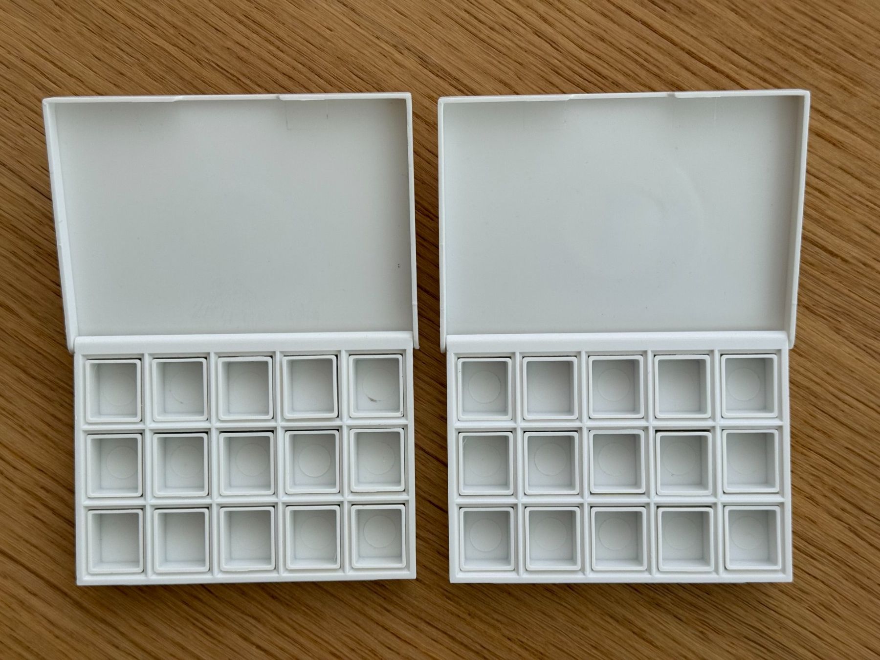 Palettes: 3x Aquarell-Paletten leer – D'occasion à St. Moritz par fue_5d7w 1