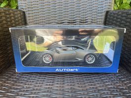 AUTOart Lamborghini Huracan LP 610-4 1:18