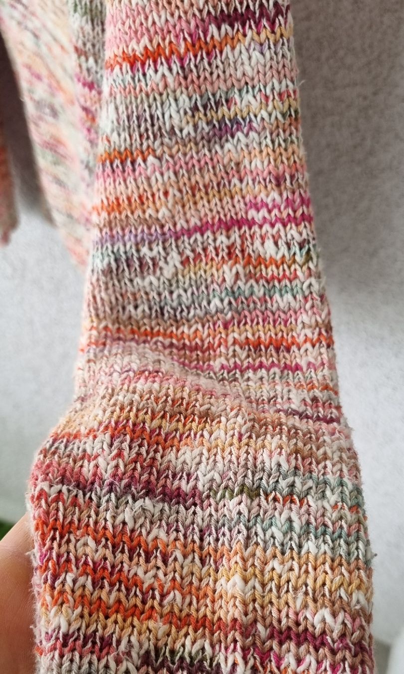 Maglioni & Felpe: Kero Design Pullover Rainbow Rose, Gr. M – Usato da Oberriet SG venduto da gimidrip 3