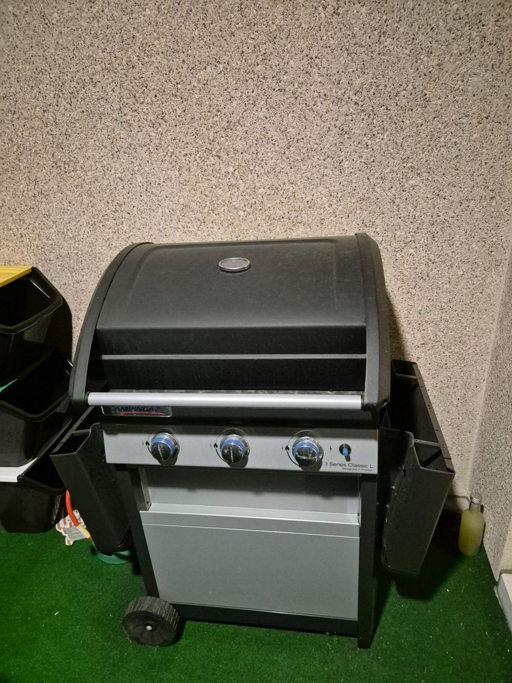 Campingaz Griglie: Barbecue à Gaz – Usato da Plan-les-Ouates venduto da Mde-6u7i