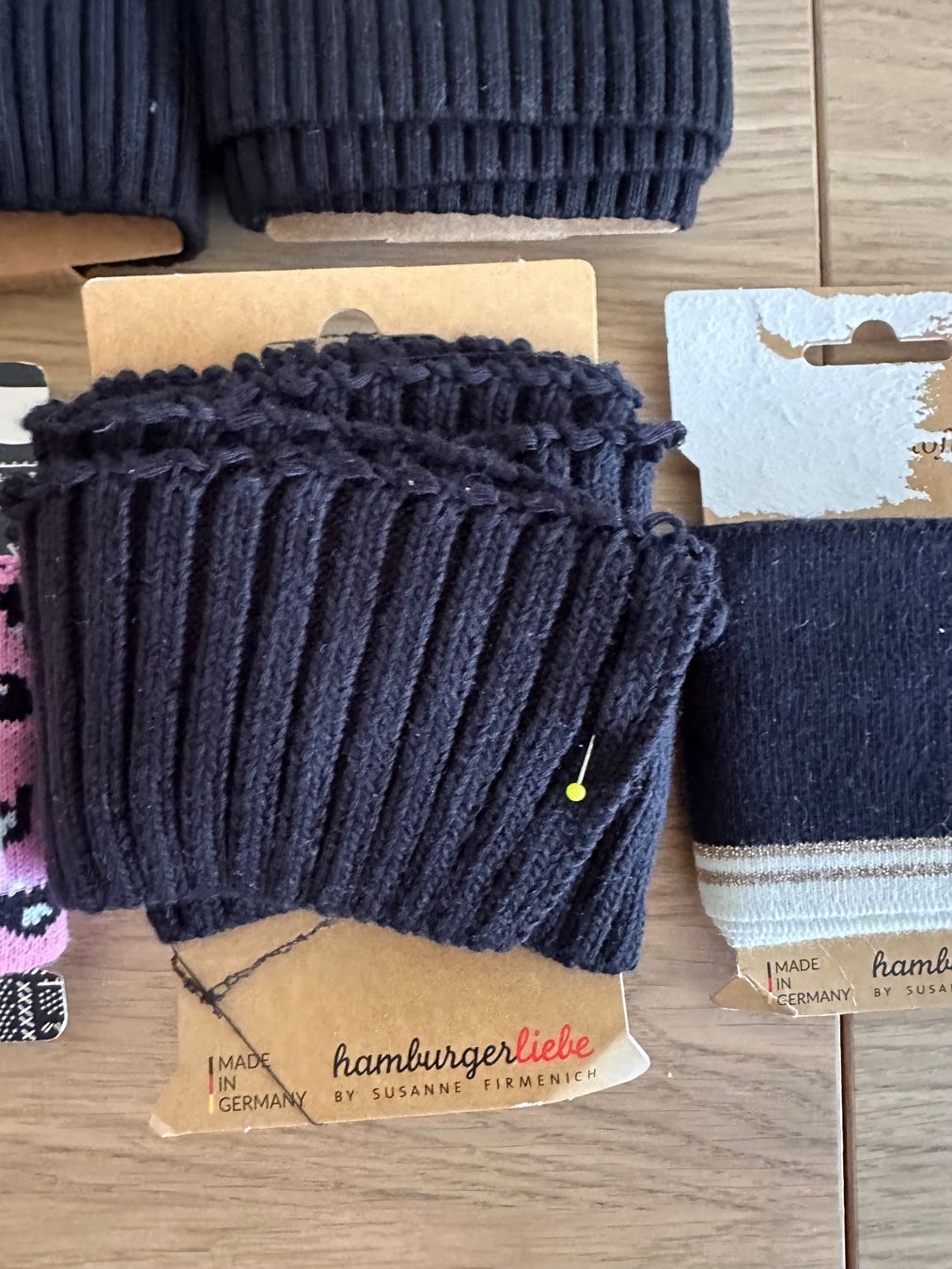 Tessuti: Bündchen-Paket (Cuf Me, Hamburger Liebe) – Nuovo (secondo la descrizione) da Fällanden venduto da Engeli_88 2