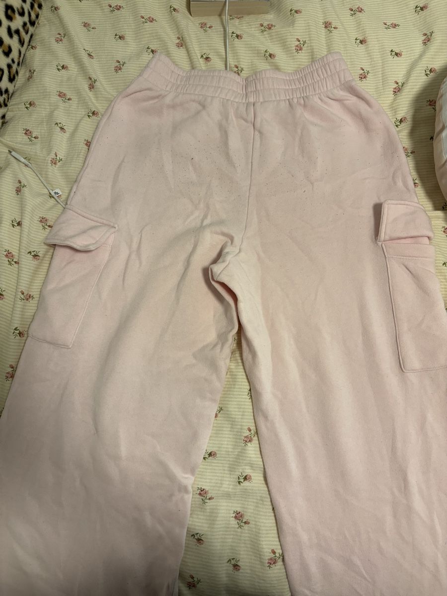 Hosen: Pink sweatpants – Gebraucht aus Steinhausen von zgo_6dc6 2