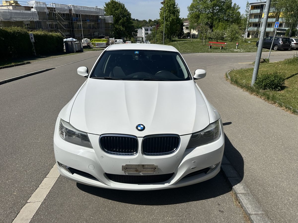 BMW Automobili: BMW 320d XDrive 2.0L 2012 – Usato da Gossau ZH venduto da Aweer.M
