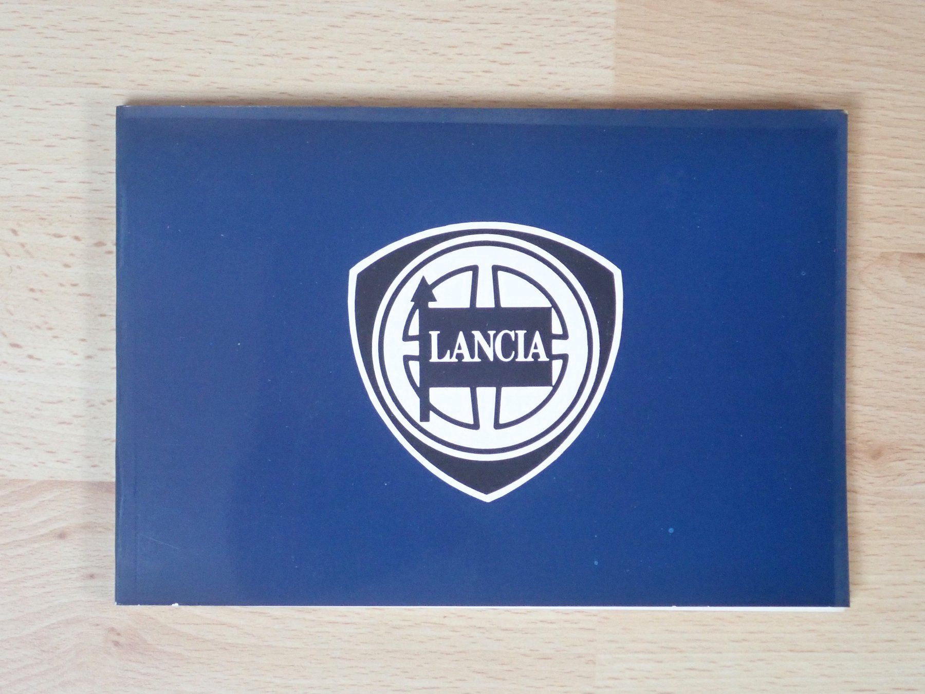 Libri: Lancia - Auto Histoire 9 - 1981 – Usato da Winterthur venduto da 602ccm