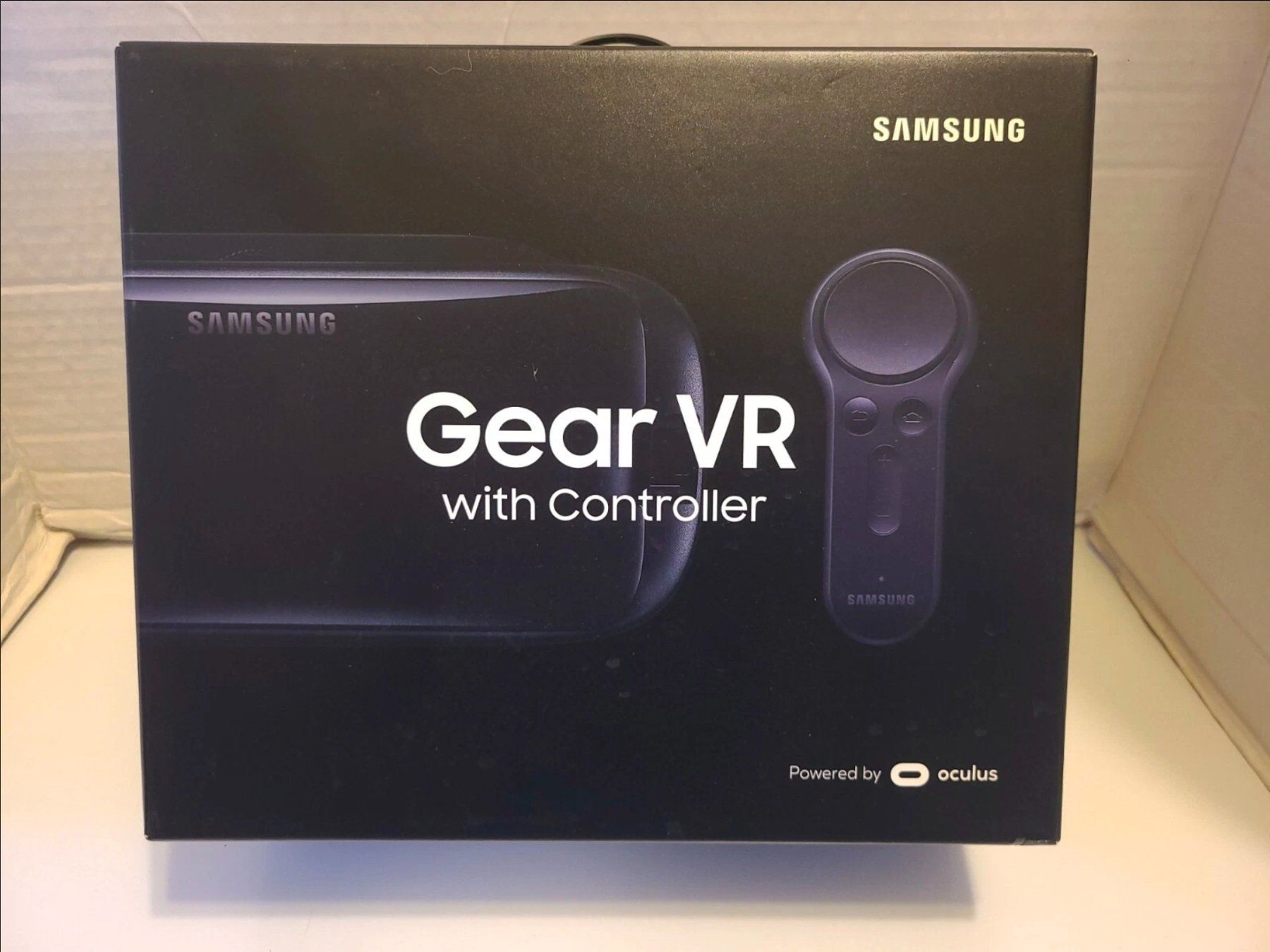 Samsung VR Brille: Samsung Gear VR mit Controller neu – Gebraucht aus Zürich von Pancake187