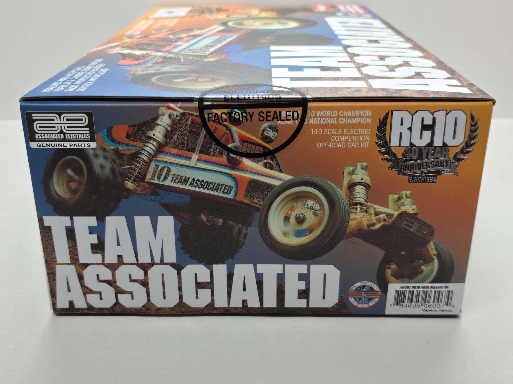 Modellismo RC: Team Associated RC10 40 Anniversay 6007 – Nuovo e nell'imballaggio originale da Oetwil am See venduto da diablo67 4