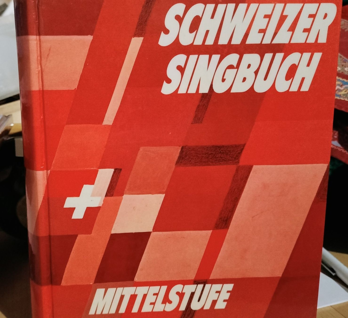 Bücher: Schweizer Singbuch Mittelstufe – Gebraucht aus Heimberg von Rockenrol