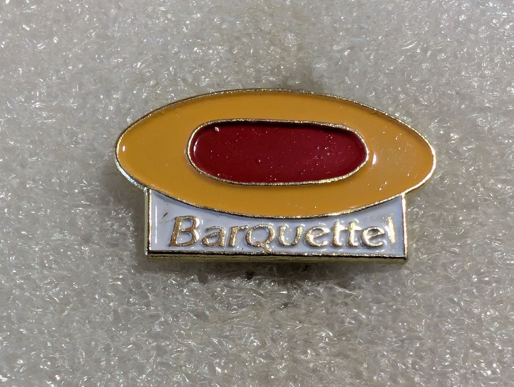 Placchette & Badge: Ansteckpin 97: Barquette – Usato da Oppligen venduto da Pin-Fall-Shop