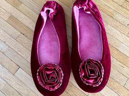Isotoner Samt Ballerina Hausschuhe Gr. 39 Bordeauxrot