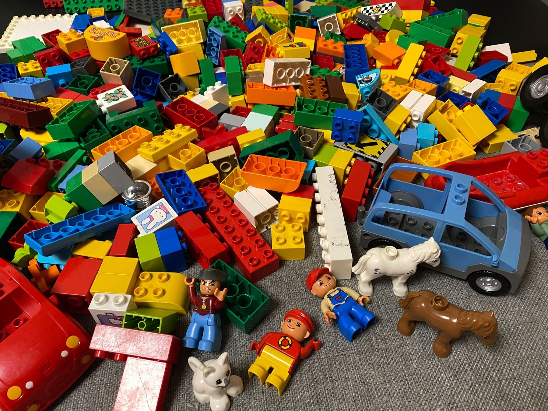 Lego Spielzeuge: Lego Duplo Steine und Platten – Gebraucht aus Winterthur von pat.paw 3