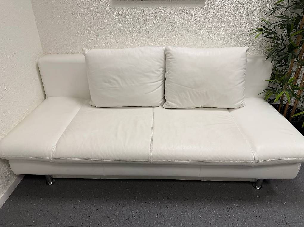 Divani: Weisses Ledersofa ausziehbar  – Usato da Rothrist venduto da Tech_Liqshop 1