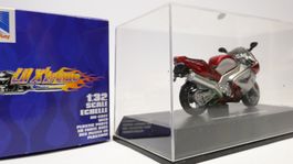 e54 1/ 32 NewRay YAMAHA YZF 1000R Thunderace