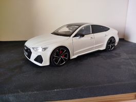 Modèle réduit Audi RS7 Sportback blanc - État neuf - 1/18