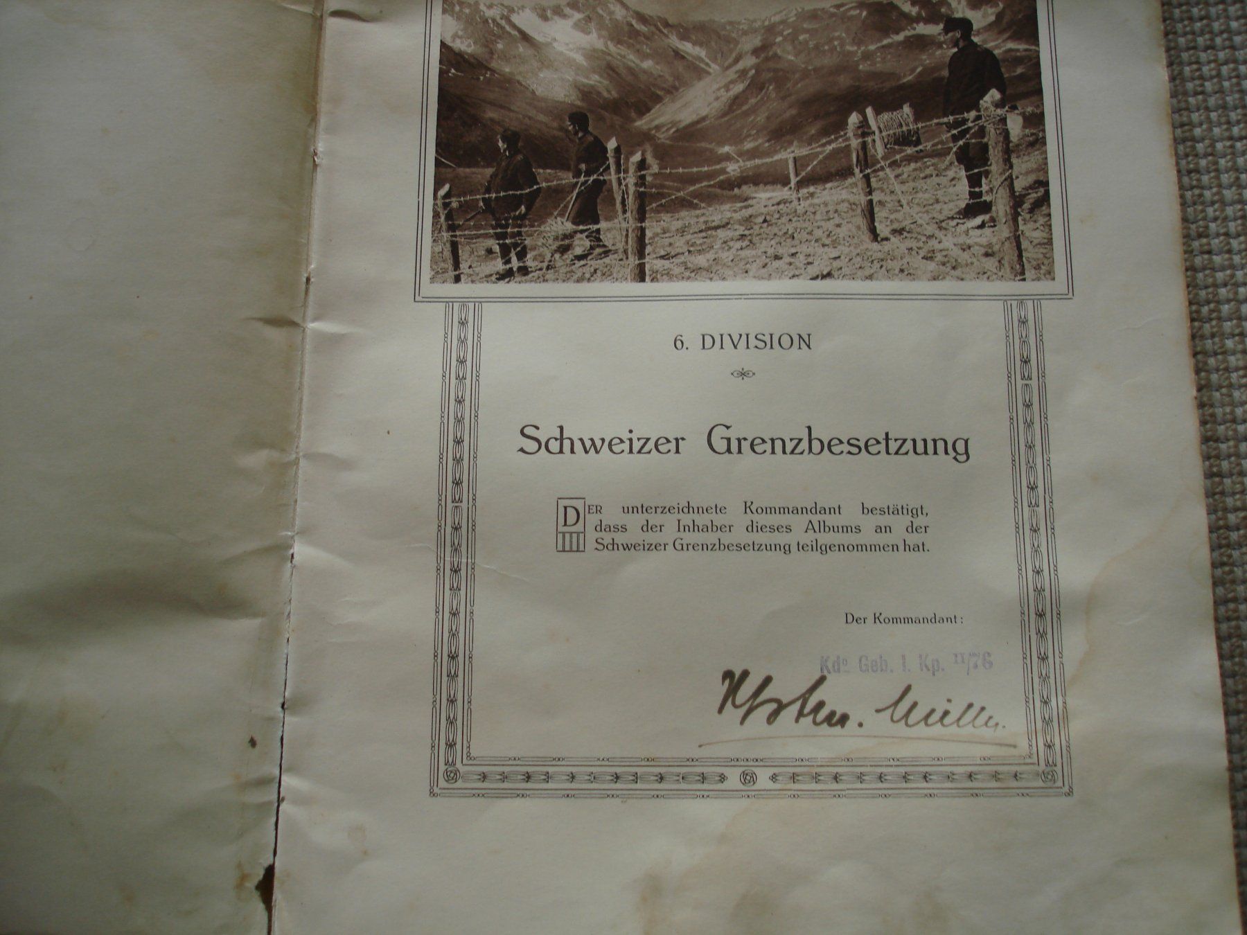 Bücher: Album 6. Division Schweizer Armee 1915, historisch – Gebraucht aus Gossau ZH von Crfurrer 1